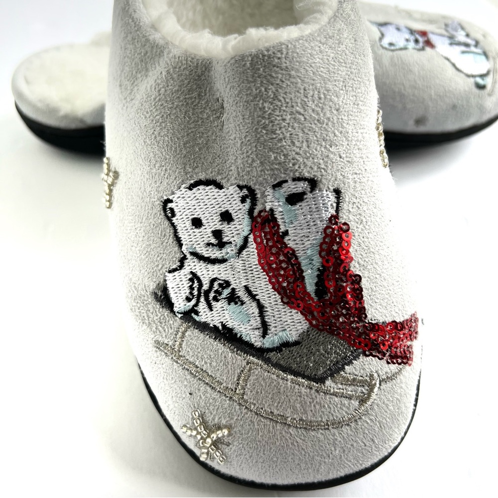Vera Bradley Beary Merry Slippers - Small 5/6